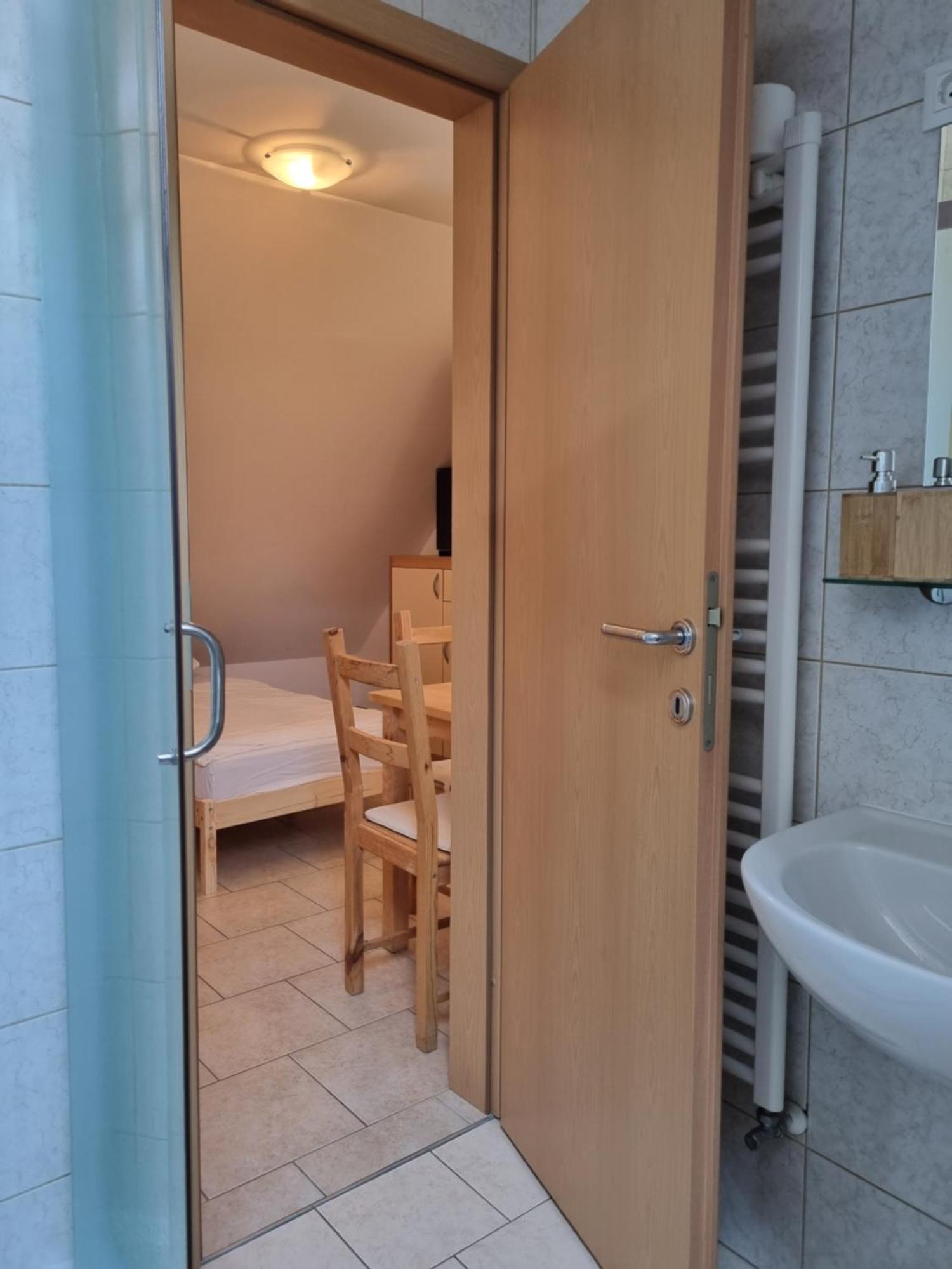 Apartmaji Pri Ticelnu Бовец Екстериор снимка